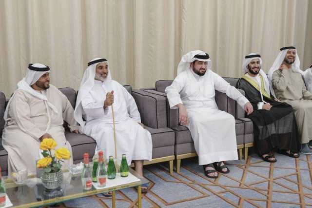 أحمد بن محمد يحضر أفراح المهيري والحميري في دبي