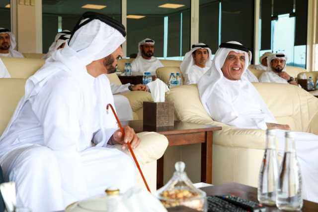سعود بن صقر يشهد منافسات «مهرجان محمد بن زايد لسباقات الهجن»