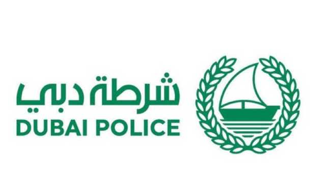 شرطة دبي تُنظّم رحلة عمرة لـ 80 موظفاً وموظفة