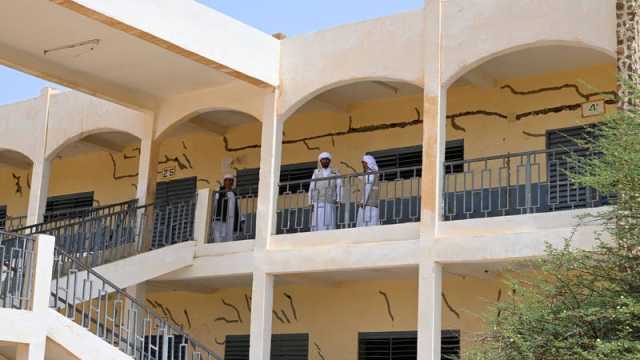 الإمارات تعيد تأهيل وصيانة عدد من المدارس في أمدجراس التشادية