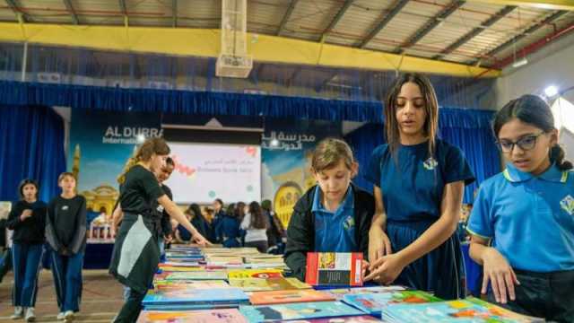 «منصة للتوزيع» تضع 5000 كتاب في مدارس الشارقة