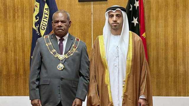 سفير الإمارات غير المقيم يقدّم أوراق اعتماده إلى حاكم بابوا غينيا