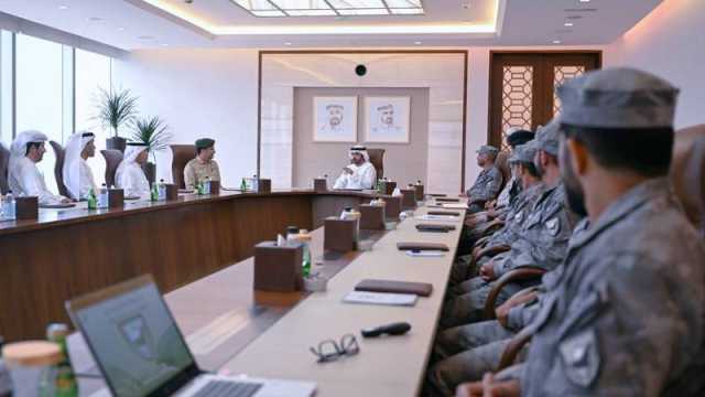 حمدان بن محمد يؤكد الدور الراسخ للقوات المسلحة في رفعة الوطن والحفاظ على مُقدّراته