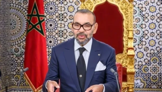 ملك المغرب يأمل بعودة علاقات بلاده مع الجزائر