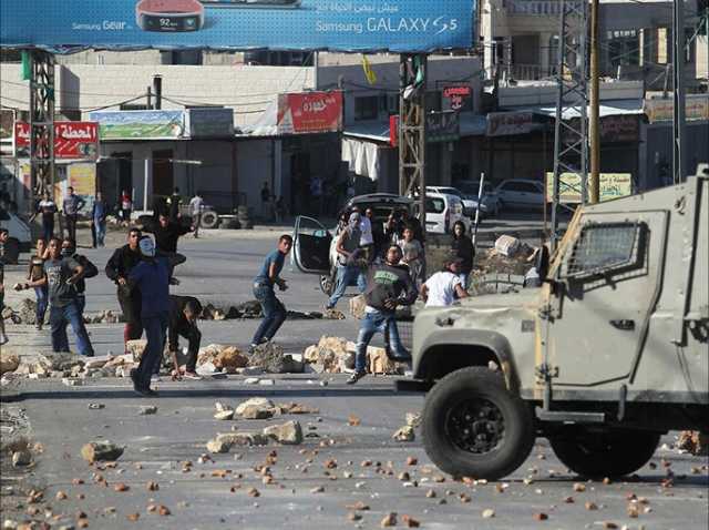 إصابة 5 فلسطينيين برصاص الاحتلال خلال اقتحام بلدات بالضفة