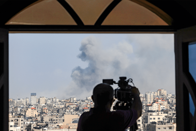 من داخل غزة.. يشارك في السوق الدولية للفيلم الوثائقي
