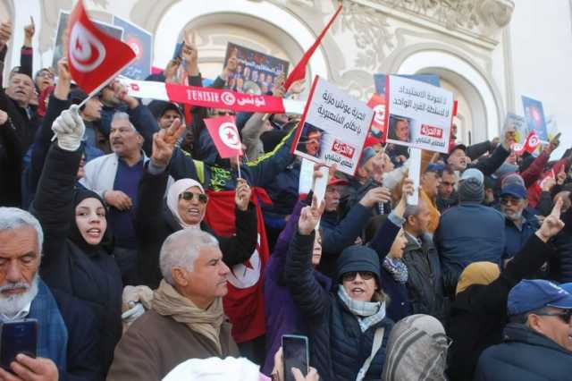 لماذا يستمر الاحتجاز القسري لسياسيين معارضين بتونس؟