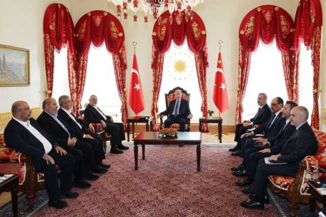 أردوغان يلتقي هنية بإسطنبول وهذا أبرز ما دار بينهما