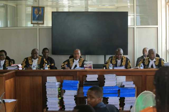 المحكمة الدستورية في أوغندا ترفض التماسا لإلغاء قانون يجرم المثلية