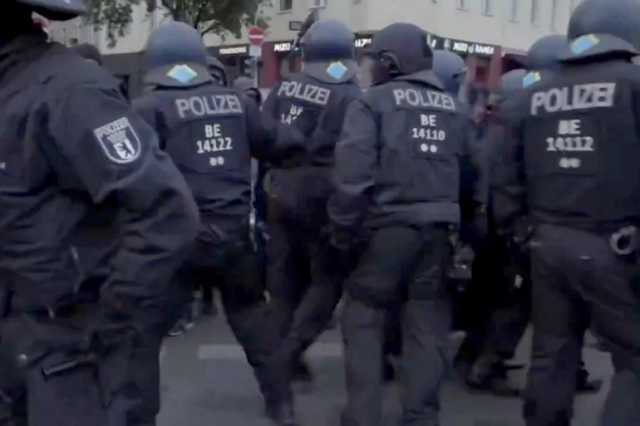 بالفيديو.. الشرطة الألمانية تقمع بعنف مظاهرة مؤيدة لفلسطين