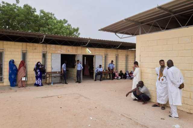 الموريتانيون يصوتون لاختيار رئيس جديد والغزواني الأوفر حظا