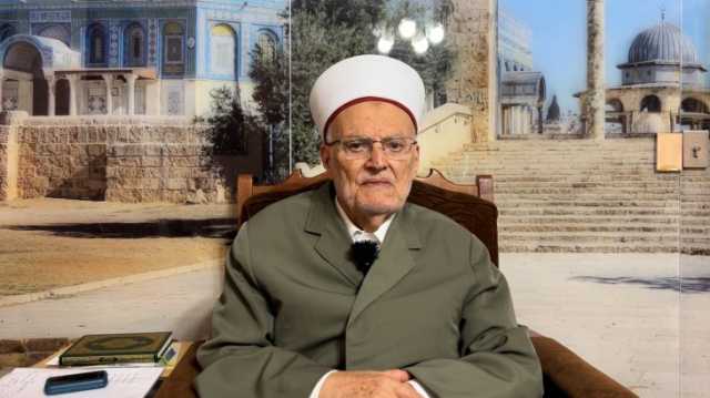 عبر الجزيرة نت.. الشيخ عكرمة صبري يدعو للاقتصار على الشعائر الدينية فقط خلال عيد الأضحى