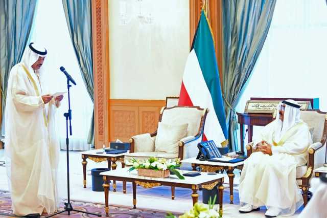 ولي العهد الكويتي الجديد يؤدي اليمين الدستورية