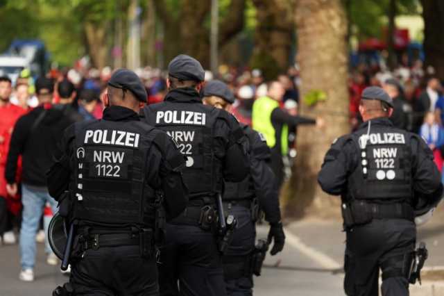 متظاهرون يشتبكون مع الشرطة قبل مؤتمر حزب البديل من أجل ألمانيا