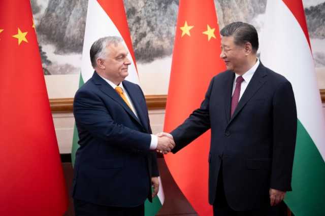 الرئيس الصيني يدعو لحوار مباشر بين روسيا وأوكرانيا