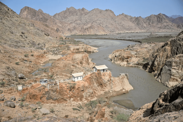 فيضانات السودان تقتل العشرات وتجرف قرى بأكملها