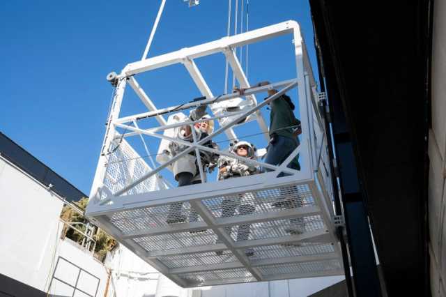 مصعد مركبة ستارشيب العملاقة يخضع أخيرا لاختبار روّاد الفضاء