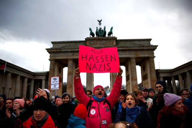 مطالب واسعة بحظر حزب ألماني متشدد يخطط لطرد المهاجرين