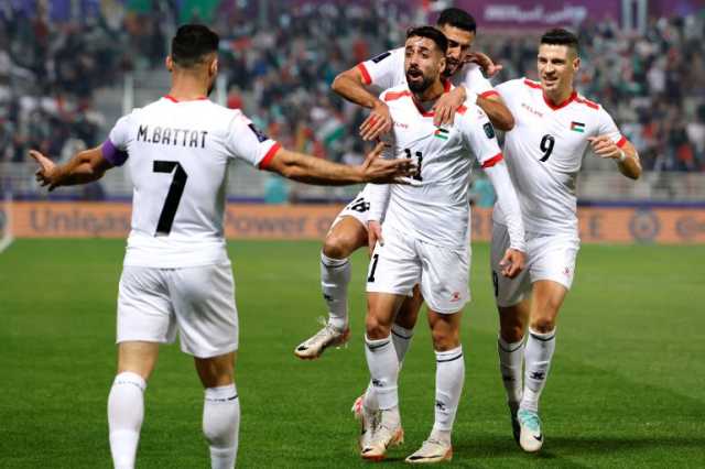 شاهد.. فلسطين قاب قوسين من تأهل تاريخي لثمن نهائي كأس آسيا