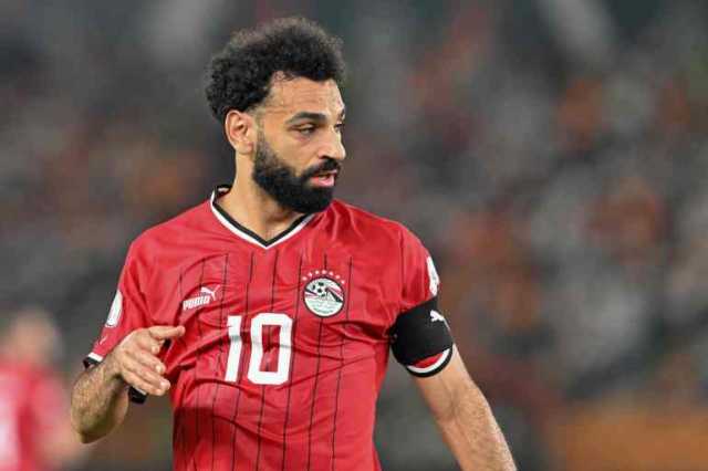 مدرب منتخب مصر يستدعي محمد صلاح ضمن المحترفين ويبدي حالة من القلق