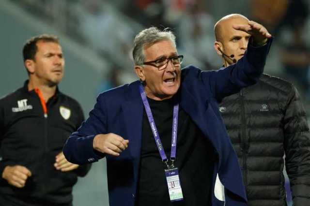 الاتحاد العماني يقيل إيفانكوفيتش مدرب المنتخب بعد الخروج المخيب من كأس آسيا