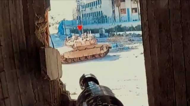 شاهد.. مقاتلو القسام يشتبكون مع دبابات وقوات الاحتلال في تل الهوى