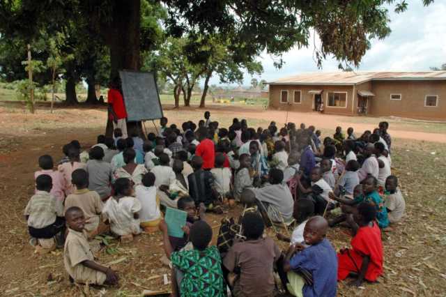 دمرت المدارس وشردت الطلاب.. حرب السودان تنذر بأزمة تعليمية ممتدة