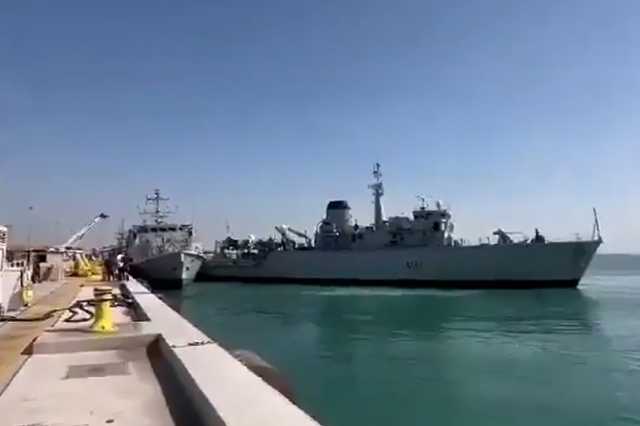 اصطدام سفينتين بريطانيتين بميناء في البحرين