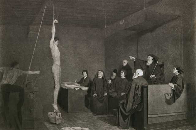 محاكم التفتيش الإسبانية.. اعتناق الكاثوليكية أو التعذيب حتى الموت