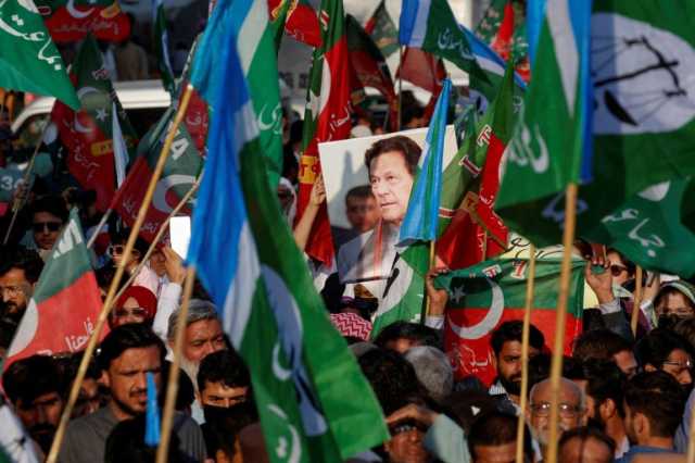 باكستان تعلن النتائج النهائية للانتخابات وحزب عمران خان يتصدر المشهد