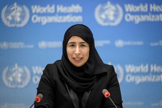 حنان الكواري وزيرة الصحة العامة في قطر