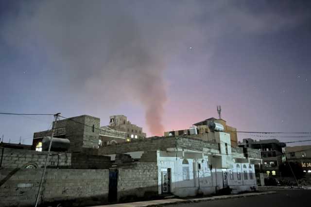 الجيش الأميركي يعلن إحباط هجوم حوثي ويقصف الحديدة غرب اليمن