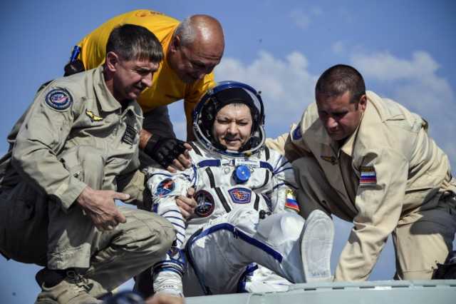 رائد فضاء روسي يكسر الرقم القياسي لأطول مدة مكث خارج الأرض