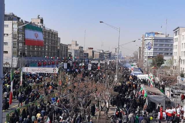 في الذكرى الـ45.. أين الثورة الإيرانية من صورة رسمها الخميني؟