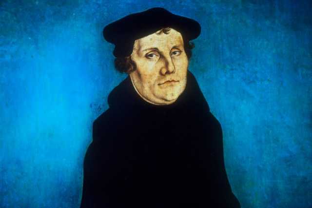 مارتن لوثر.. راهب ألماني رفض صكوك الغفران وأسس البروتستانتية