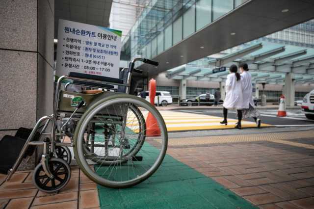 وزير الصحة الكوري قلق إزاء قرار أساتذة الطب الاستقالة الجماعية