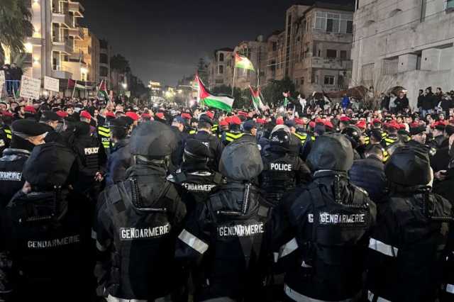 اشتباكات مع الشرطة بمظاهرات مناصرة لفلسطين في الأردن