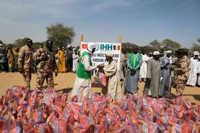 السودان يوافق على دخول المساعدات من تشاد ويحدد مسارات لتسلمها