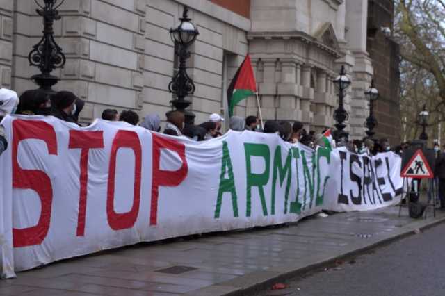 بعد مقتل 3 من مواطنيها بغزة.. هل تحظر بريطانيا تصدير الأسلحة لإسرائيل؟
