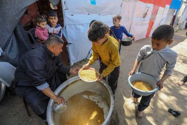 بلا علاج أو غذاء.. ساعة واحدة تفصل بين وفاة طفلين شقيقين بغزة
