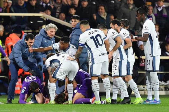 شاهد.. سقوط لاعب مغشيا عليه يوقف مباراة فيورنتينا وإنتر