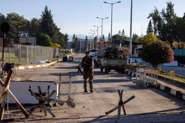 غارديان من داخل حميميم: أجواء ودية بين هيئة تحرير الشام والقوات الروسية