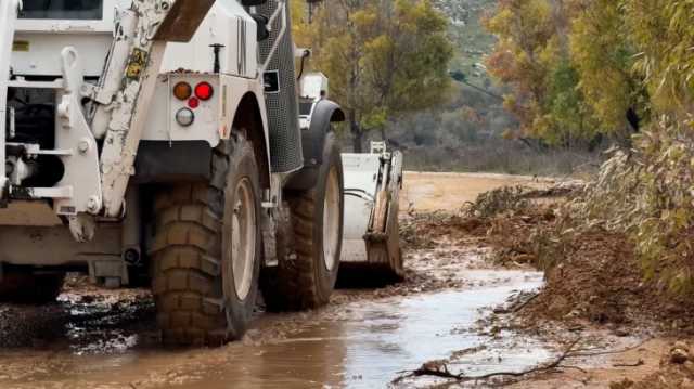 الجزيرة نت ترافق اليونيفيل في مهمة فتح الطرقات الحدودية المغلقة