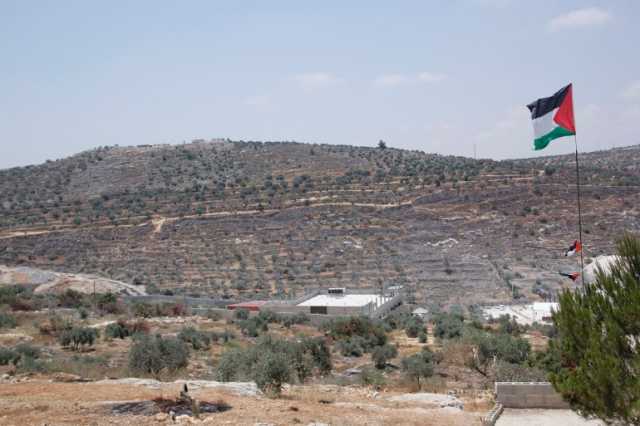 اختناق عدد من الفلسطينيين بالغاز المُدمع في مواجهات مع الاحتلال بالضفة