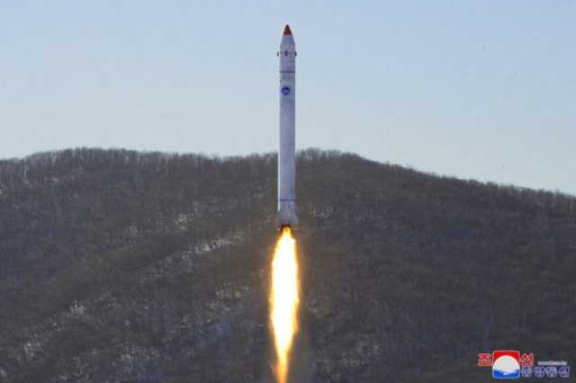 كوريا الشمالية تبلغ اليابان اعتزامها إطلاق قمر اصطناعي