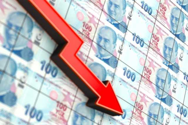 الليرة التركية تتراجع إلى مستوى قياسي جديد أمام الدولار