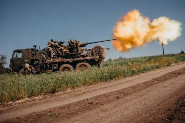 في محاولة لاستغال الارتباك الروسي.. أوكرانيا تكثف هجومها على باخموت وبوتين يعطي أولوية قصوى للعملية العسكرية