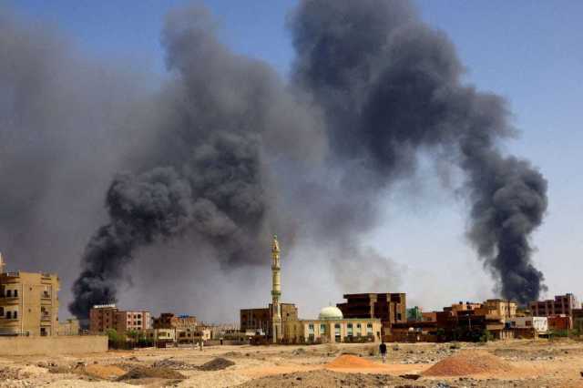 السودان.. قصف متبادل في الخرطوم والأبيّض ووالي الجزيرة يتحدث عن وضع إنساني صعب