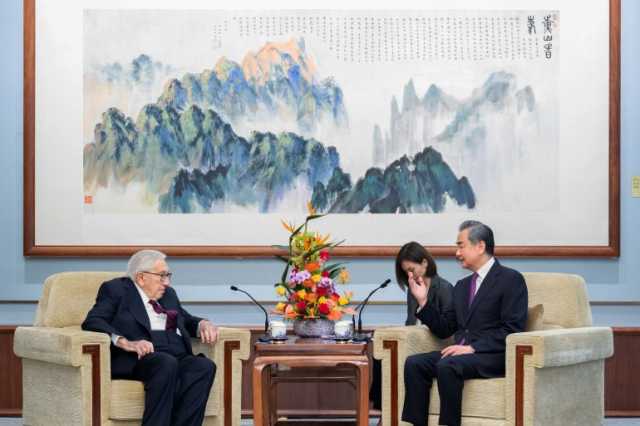 وزير الخارجية الصيني لكيسنجر: أميركا تحتاج حكمتك وشجاعة نيكسون