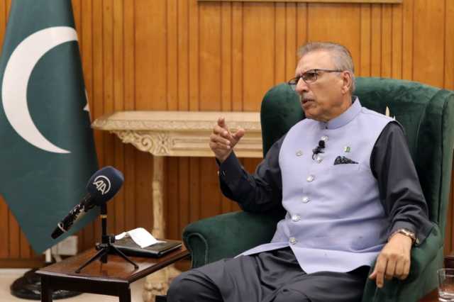 الرئيس الباكستاني يحل البرلمان تمهيدا لإجراء انتخابات عامة